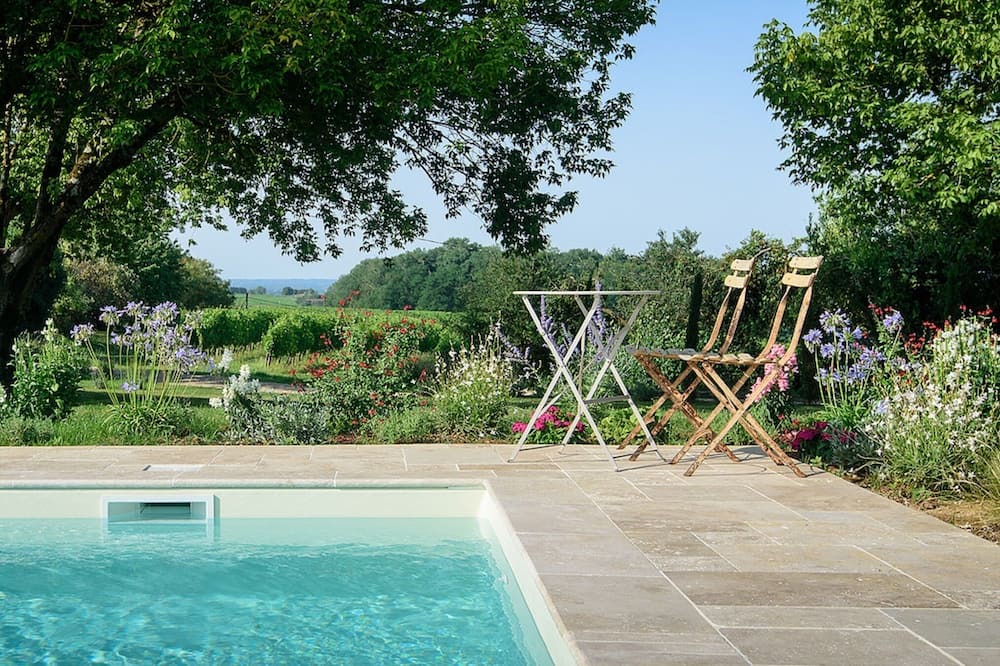 Photo of Outdoor in Les Esseintes