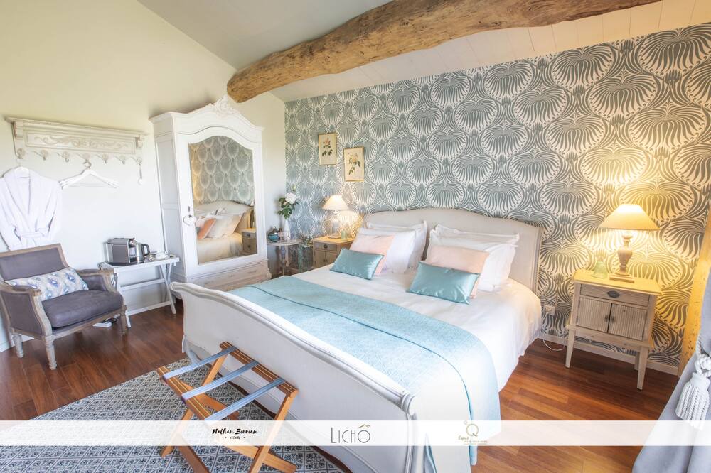 Photo of Bedroom in Les Esseintes