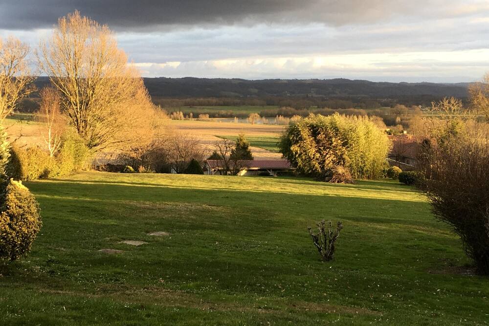 Photo of Others in Monlaur-Bernet