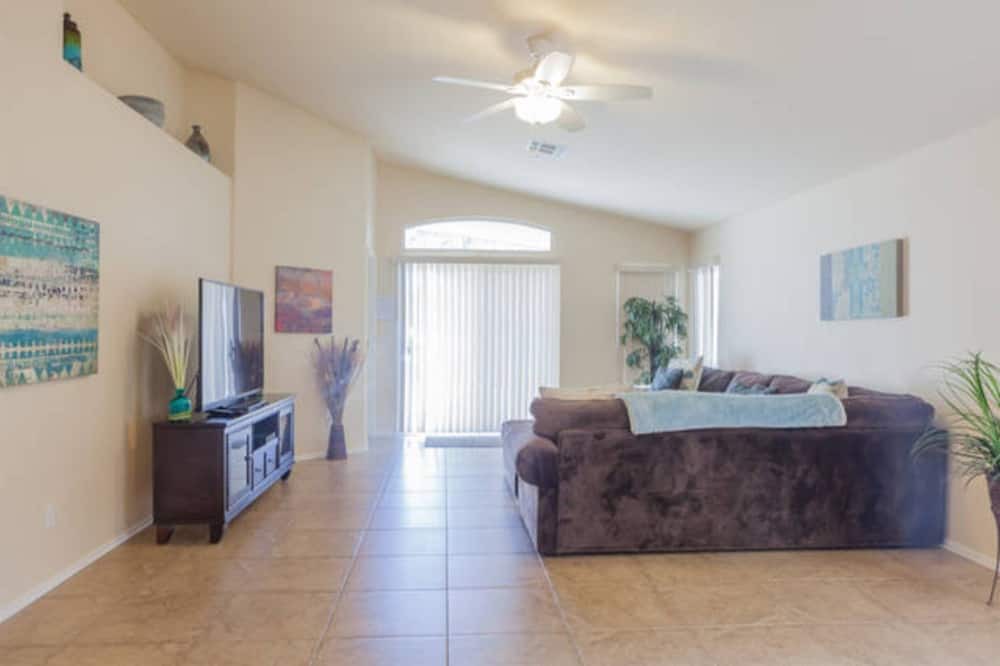 Photo of Livingroom in Mesa