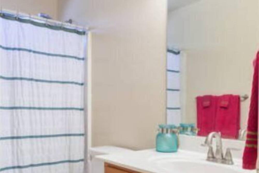 Photo of Bathroom in Mesa