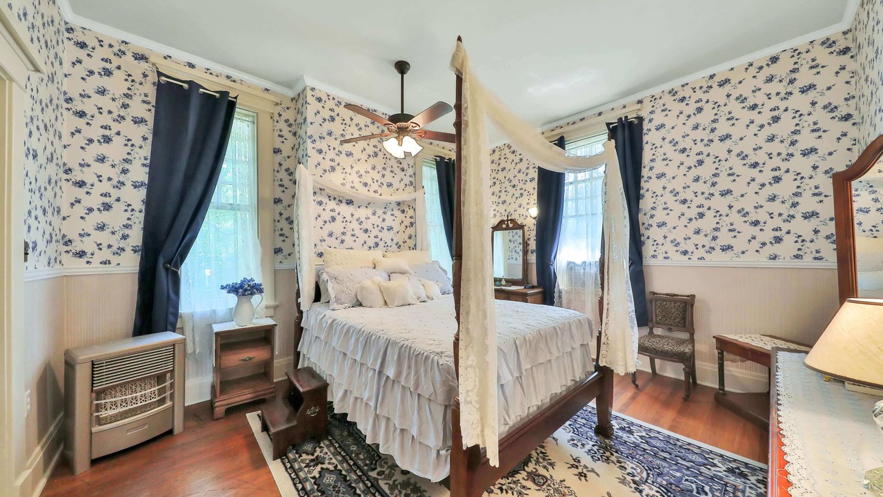 Photo of Bedroom in Gainesville