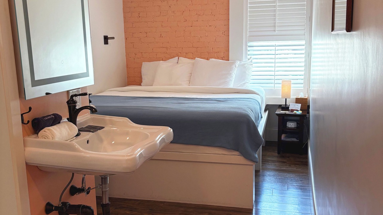 Photo of Others in Beverly