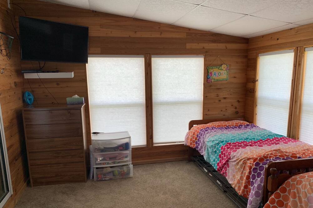Photo of Bedroom in Detroit Lakes