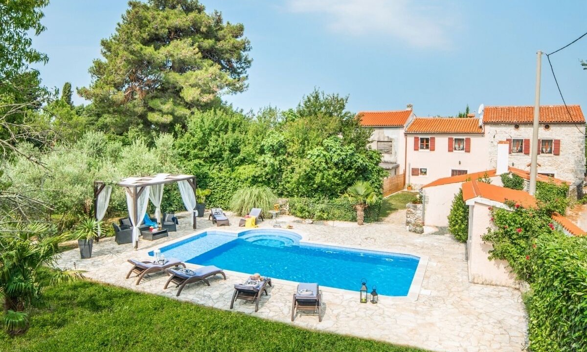 Photo of Outdoor in Pinezici