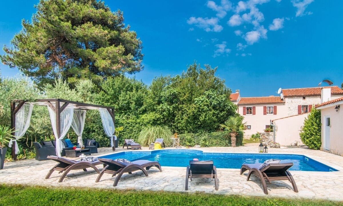 Photo of Outdoor in Pinezici