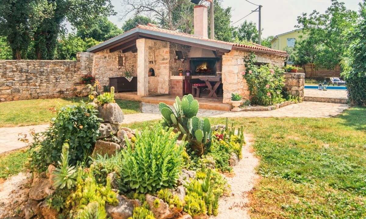 Photo of Outdoor in Pinezici