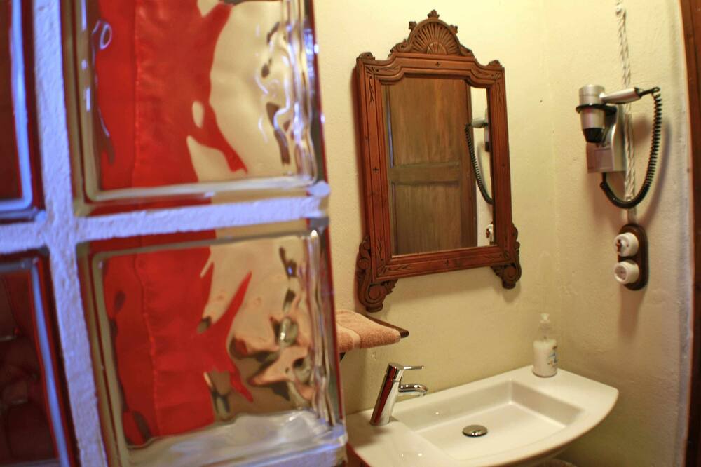 Photo of Bathroom in Oden