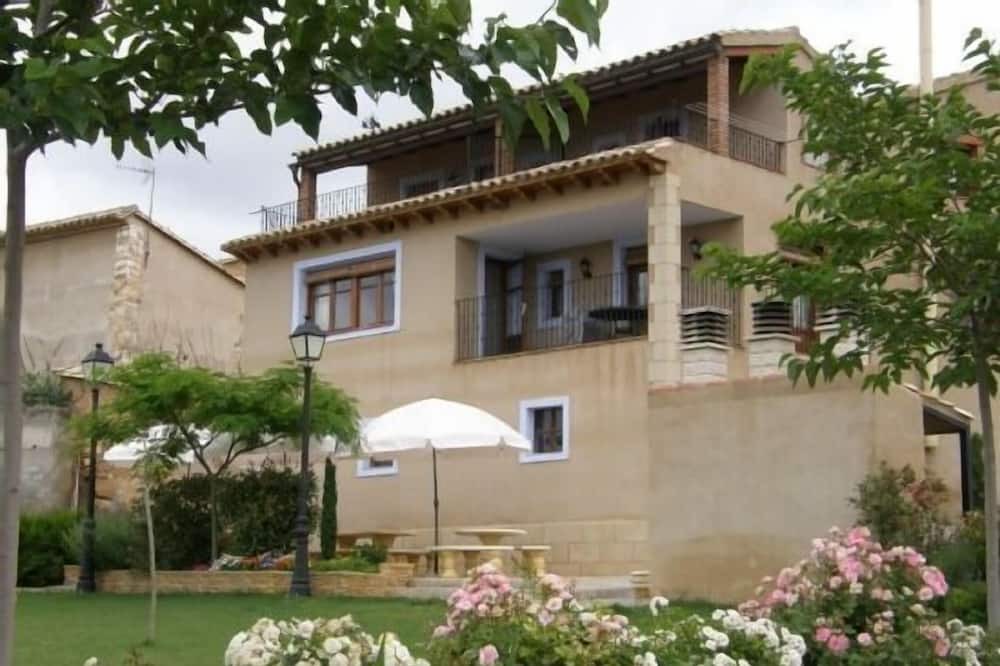 Photo of Outdoor in Colungo