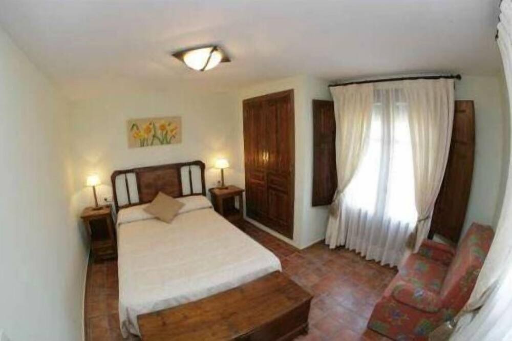 Photo of Bedroom in Colungo