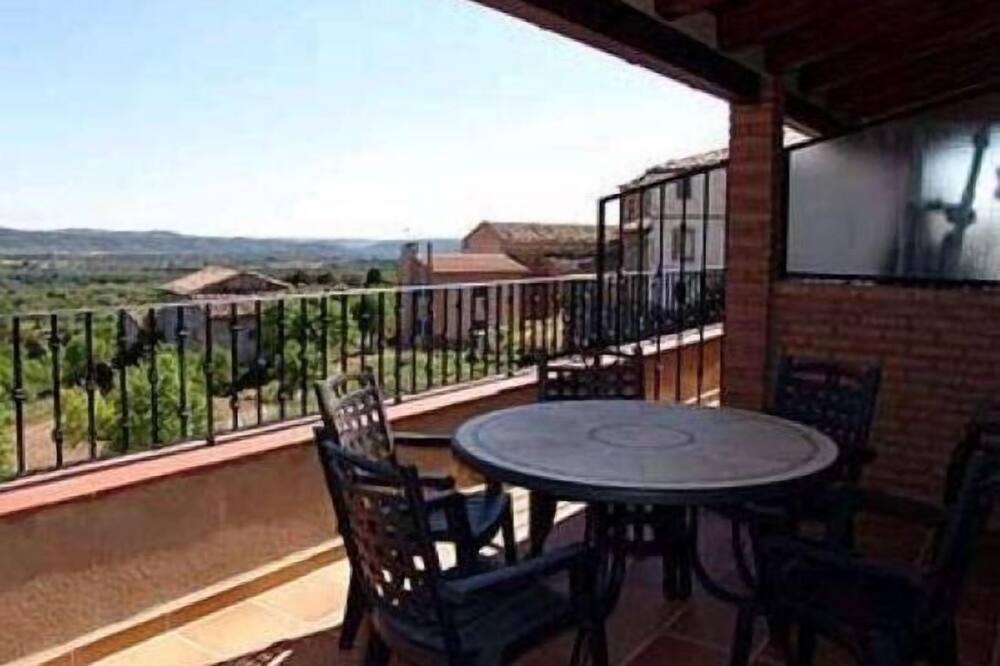 Photo of Patio Balcony in Colungo