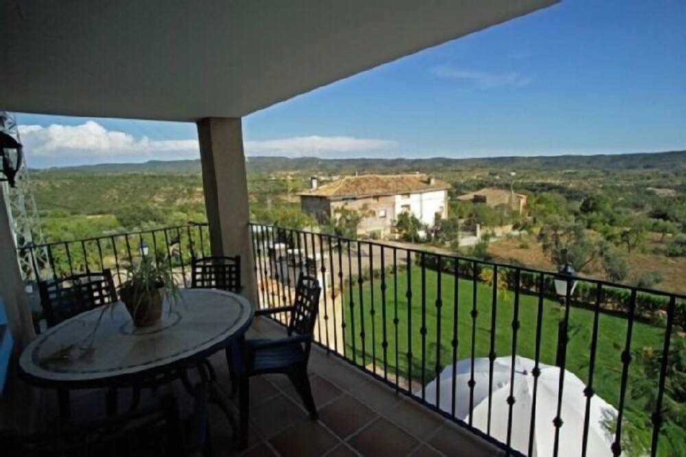 Photo of Patio Balcony in Colungo
