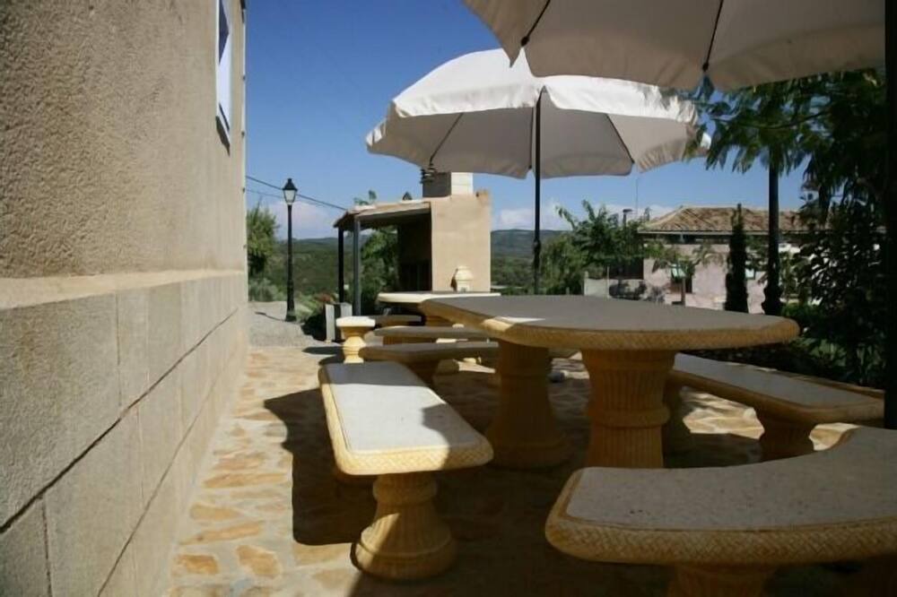 Photo of Patio Balcony in Colungo