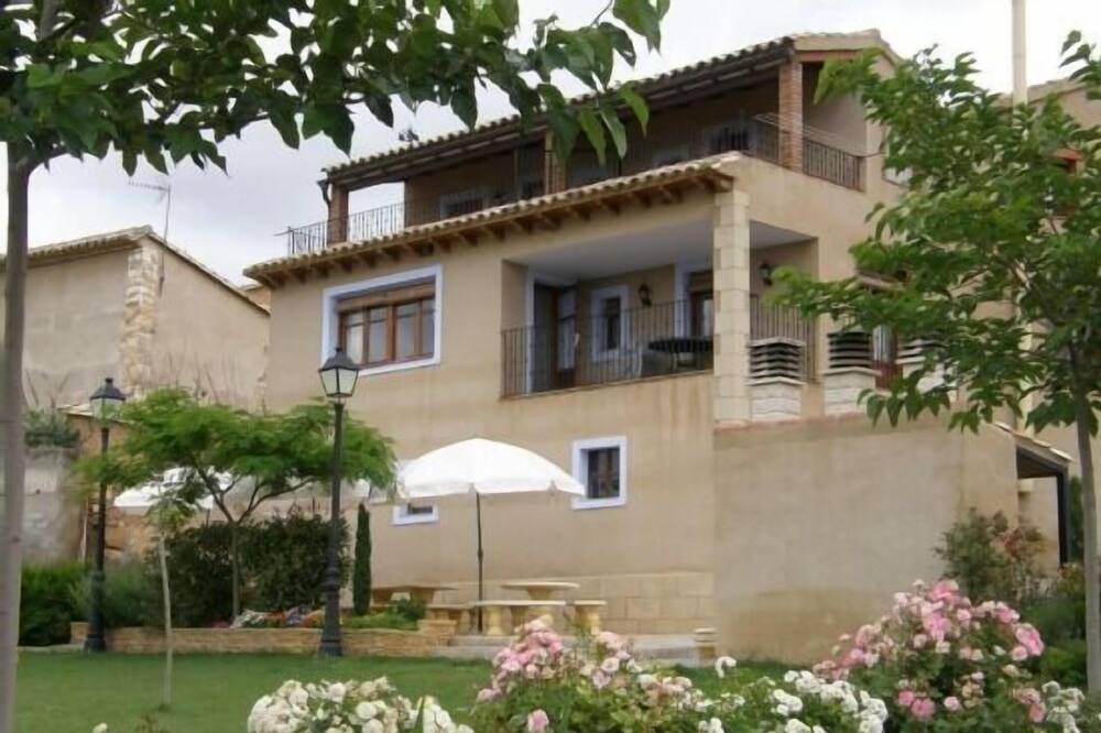 Photo of Outdoor in Colungo