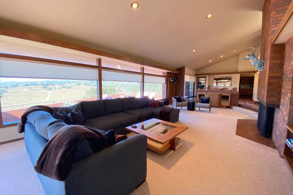 Photo of Livingroom in Solvang