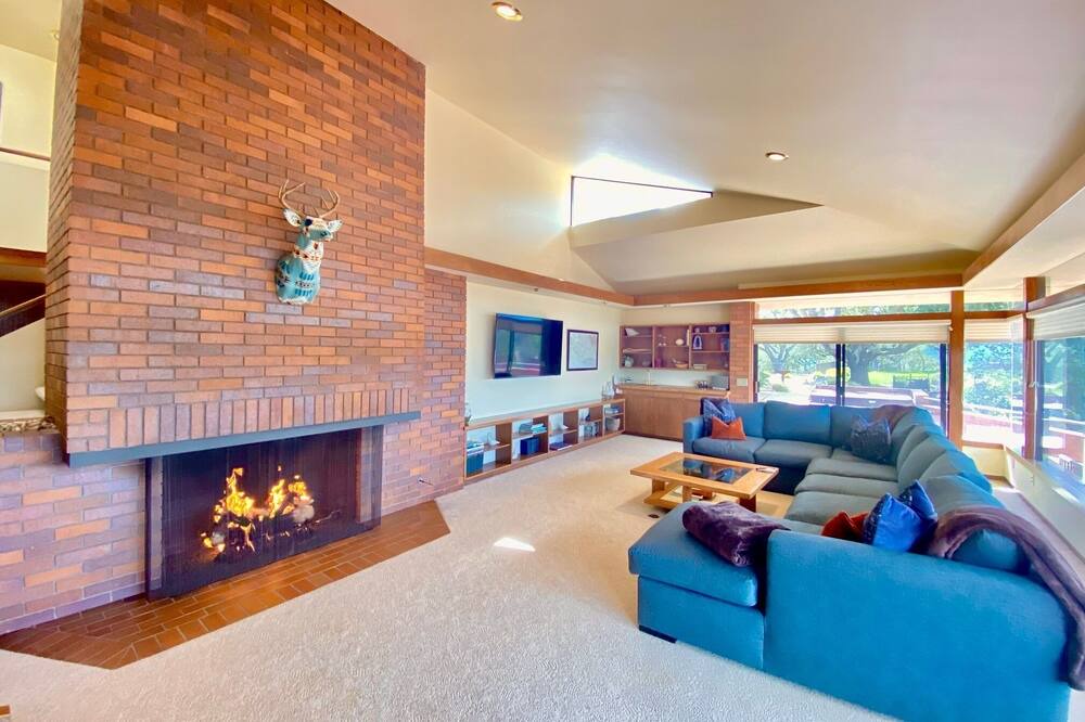 Photo of Livingroom in Solvang