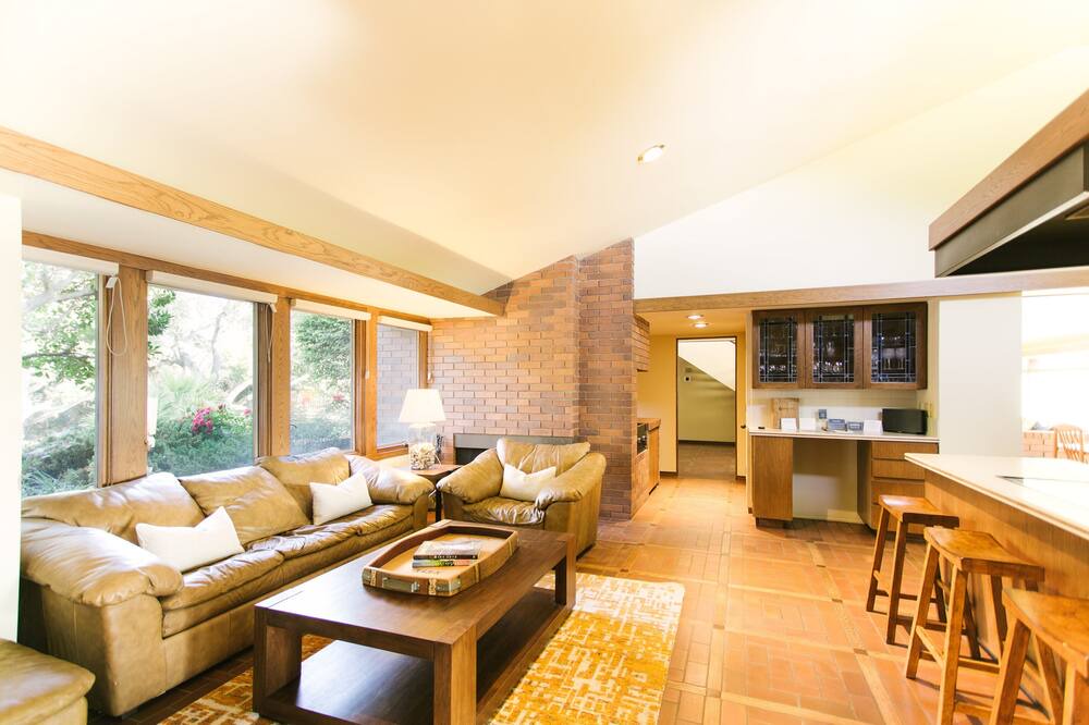 Photo of Livingroom in Solvang
