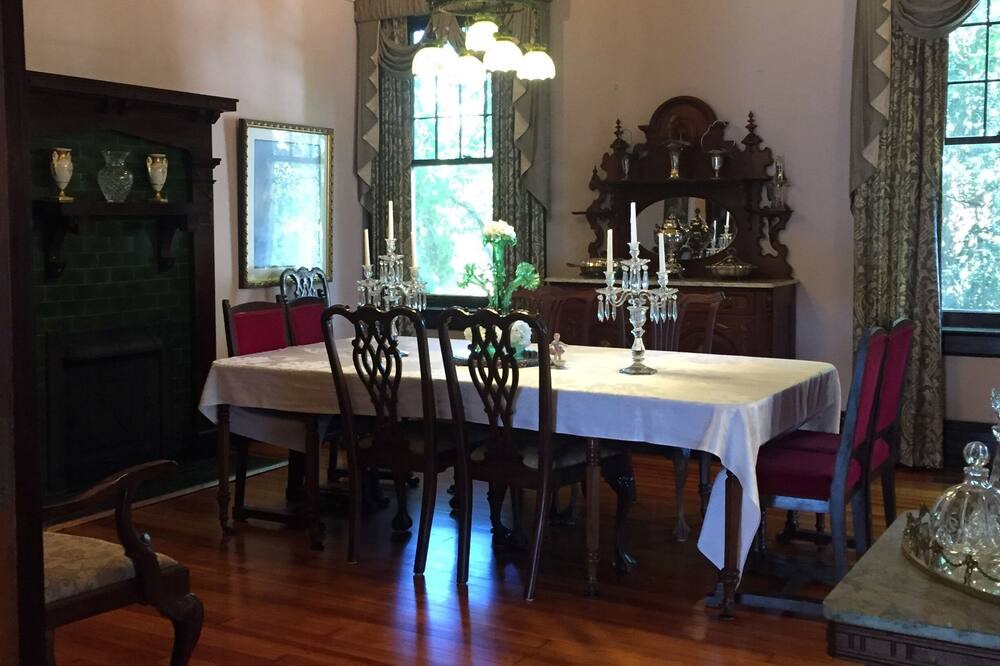 Photo of Livingroom in McComb