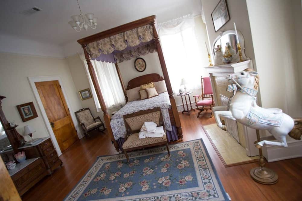 Photo of Bedroom in McComb