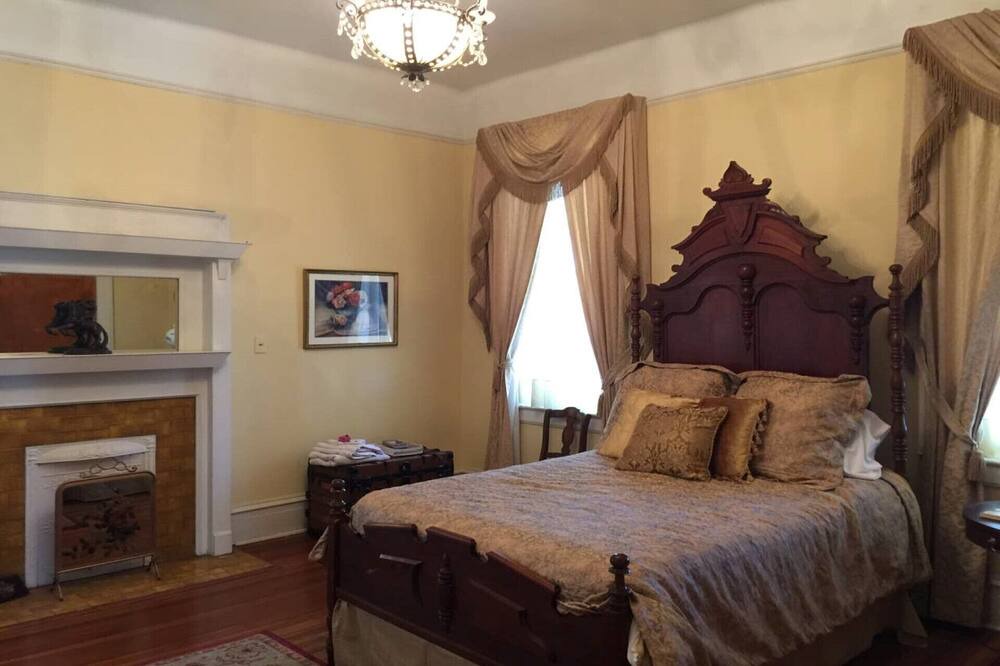 Photo of Bedroom in McComb