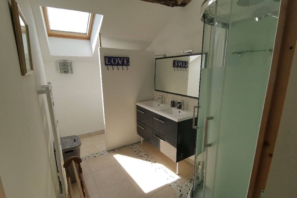 Photo of Kitchen in Saint-Astier