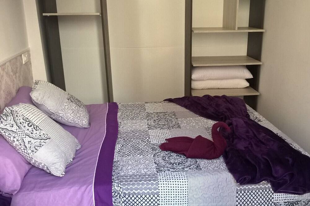 Photo of Bedroom in Reus