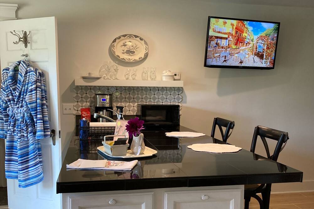 Photo of Kitchen in Whittaker