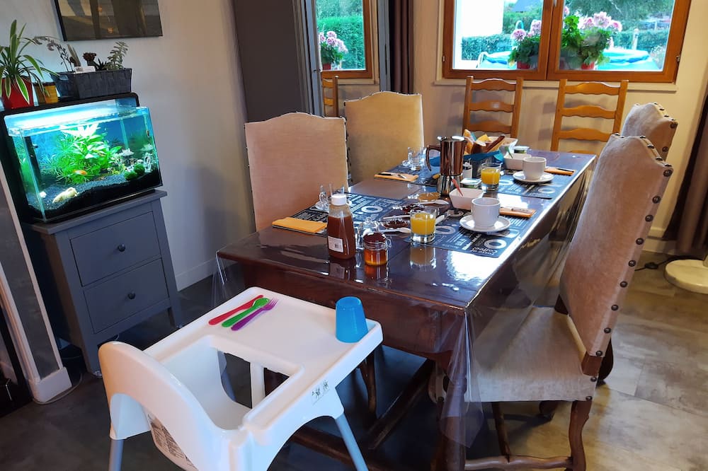 Photo of Others in Evran