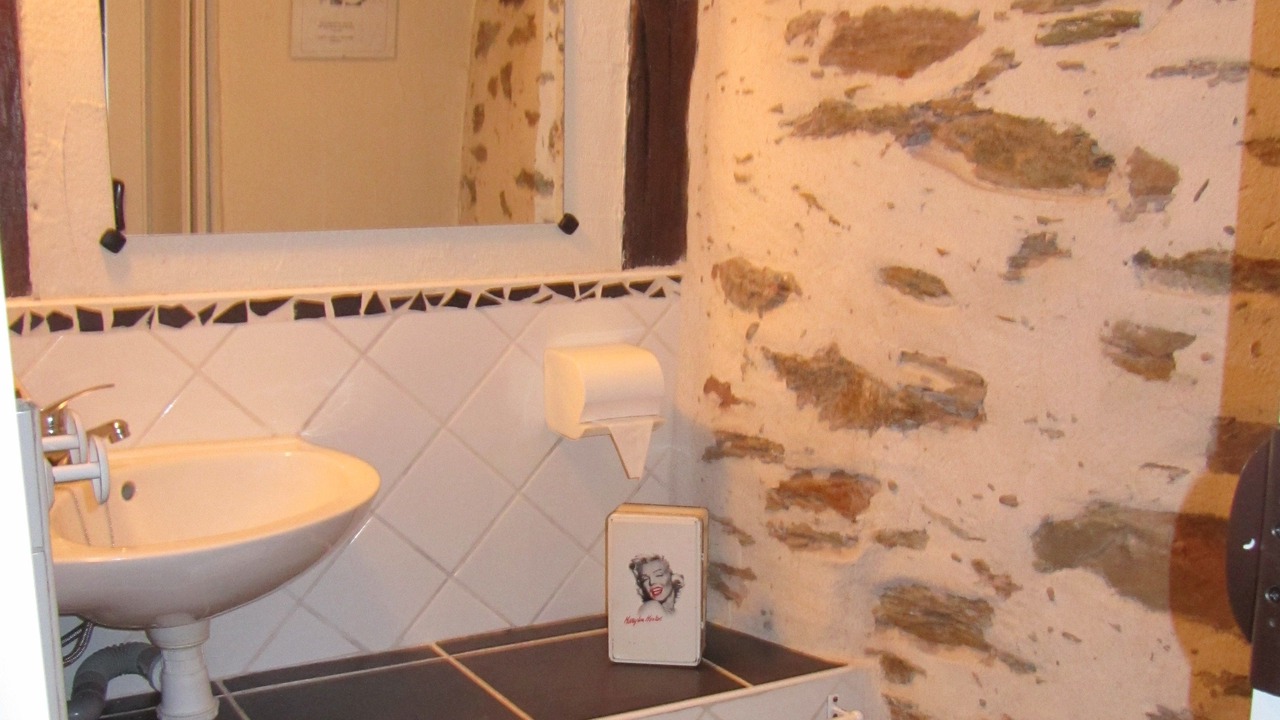 Photo of Bathroom in Ambialet