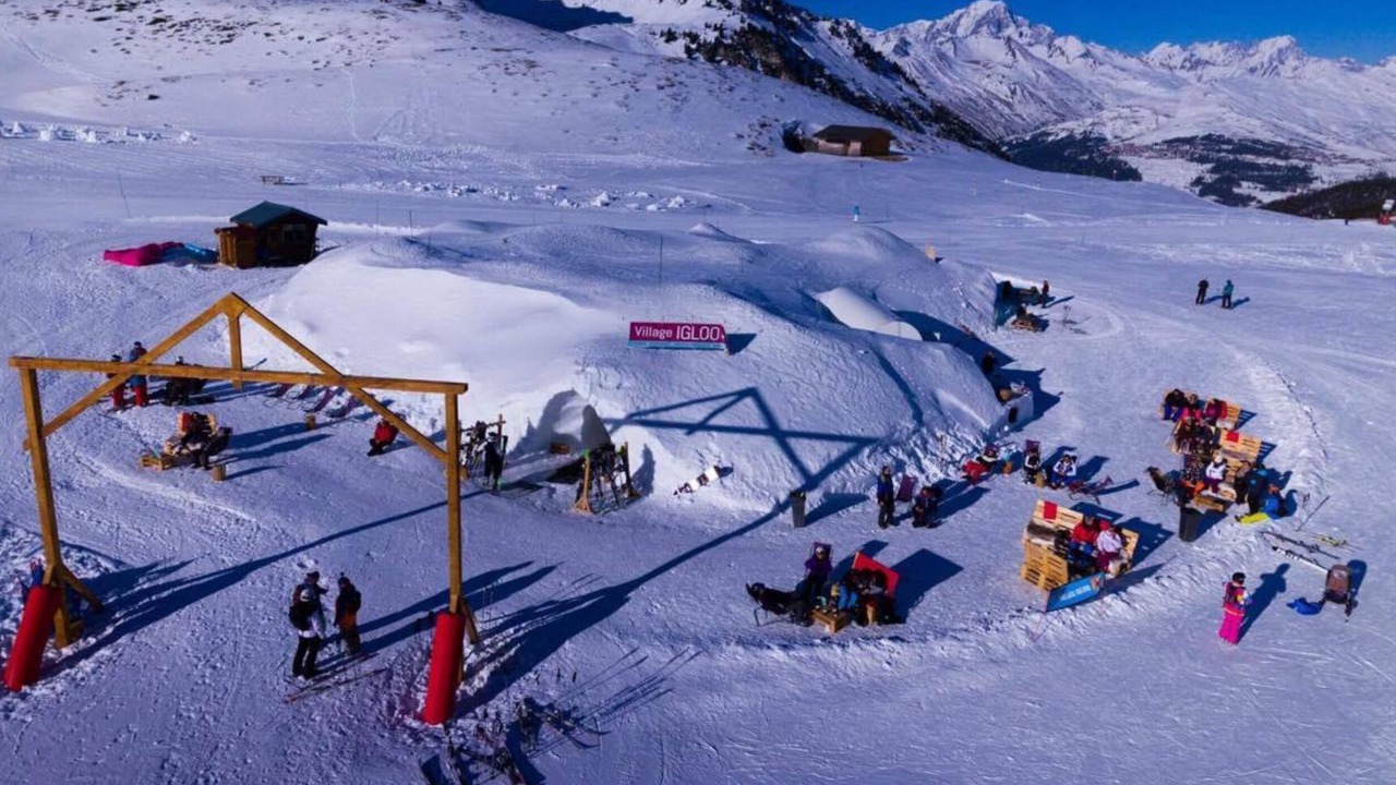 Photo of Outdoor in Arc-2000