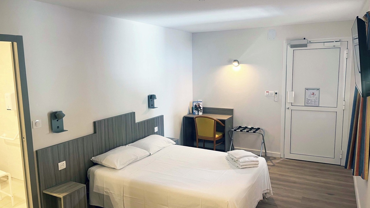 Photo of Bedroom in Millau