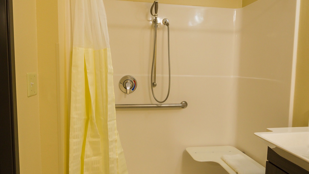 Photo of Bathroom in St. Robert