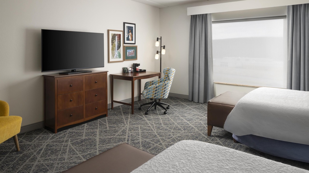 Photo of Bedroom in Big Flats Airport
