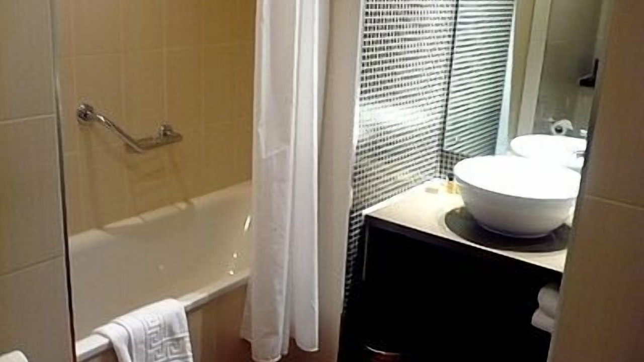 Photo of Bathroom in Cloyes-sur-le-Loir