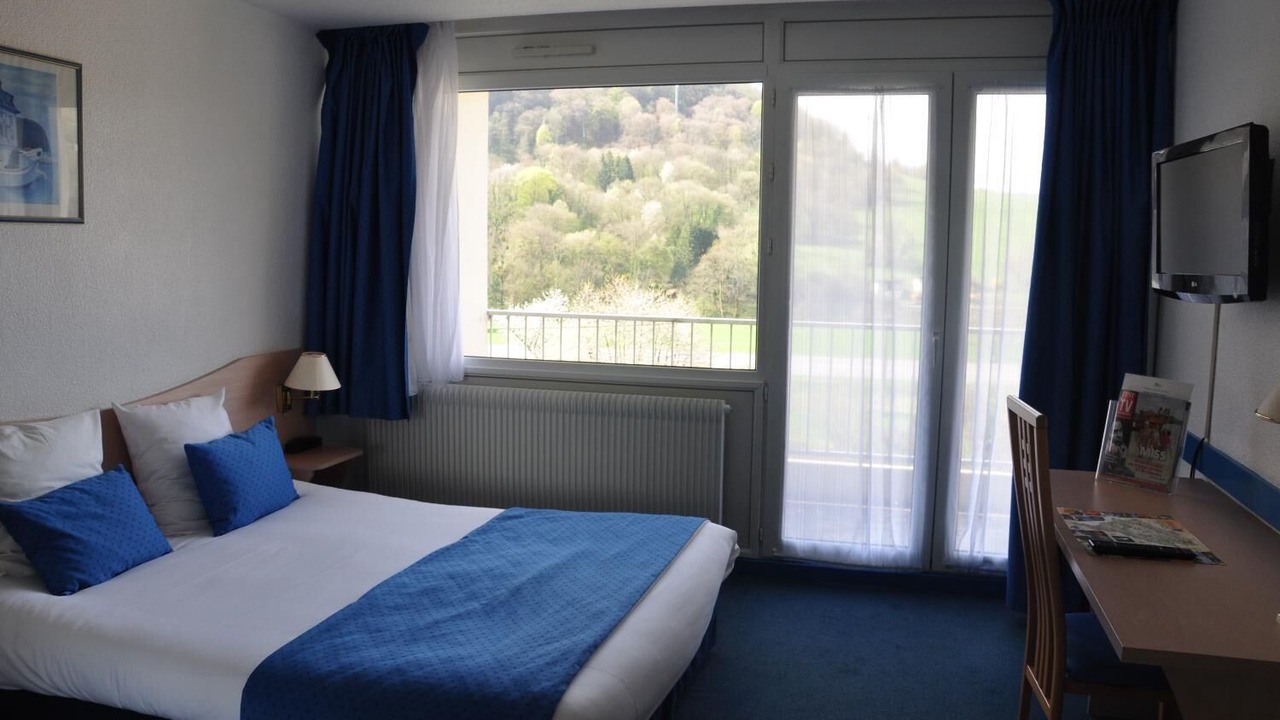 Photo of Bedroom in Hyevre-Paroisse