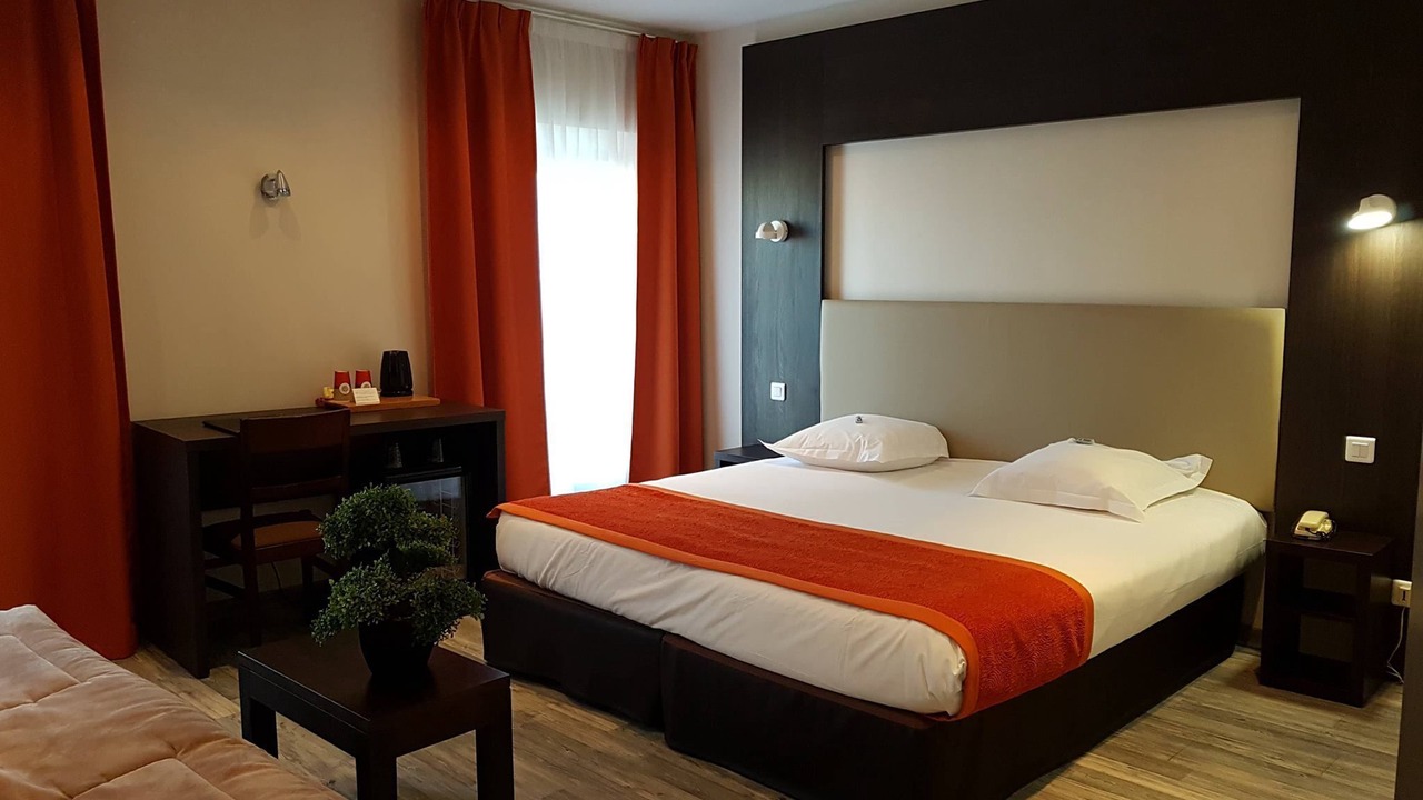 Photo of Bedroom in Greoux-les-Bains