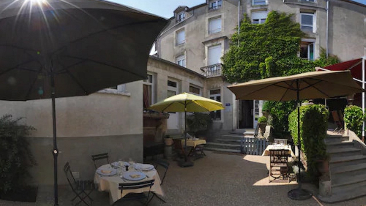 Photo of Patio Balcony in Sille-le-Guillaume