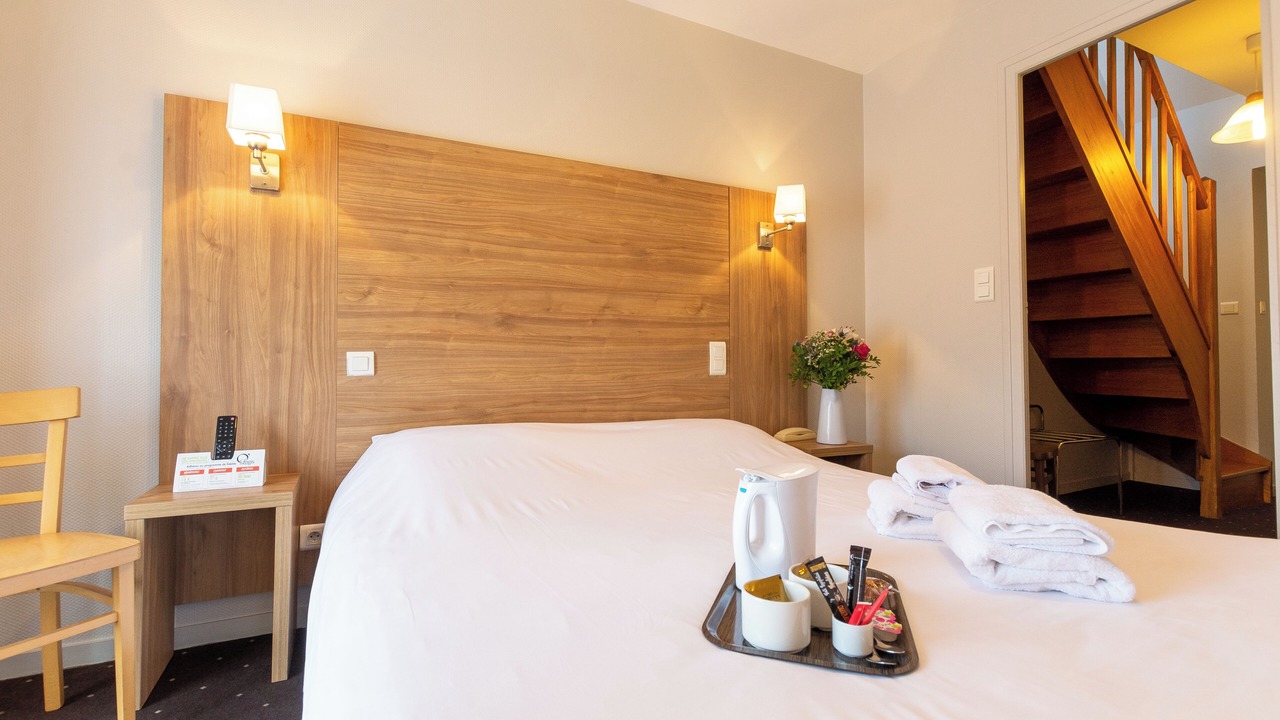 Photo of Bedroom in La Suze-sur-Sarthe