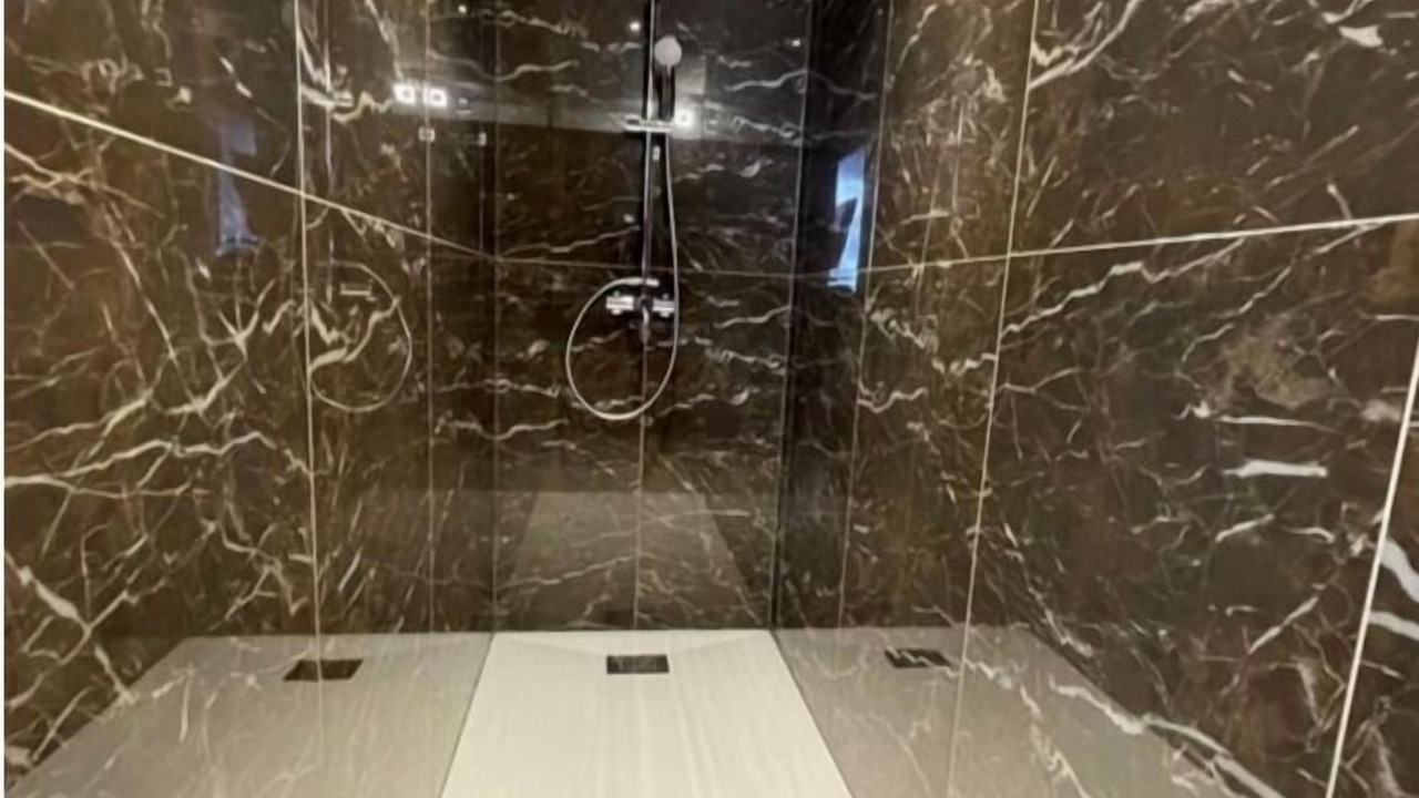 Photo of Bathroom in Cambrai