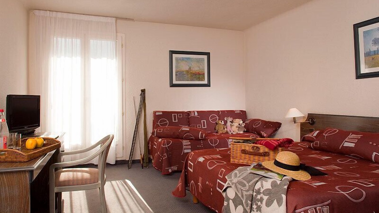 Photo of Bedroom in Esquieze-Sere