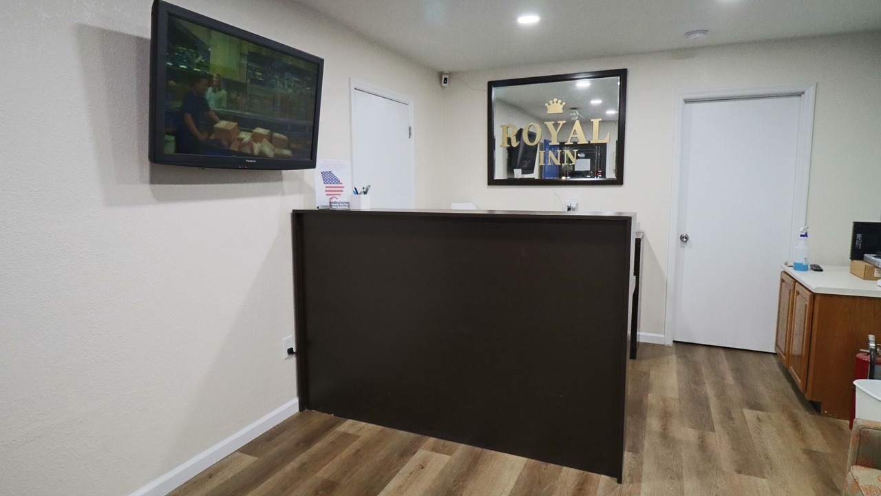 Photo of Others in Cochran