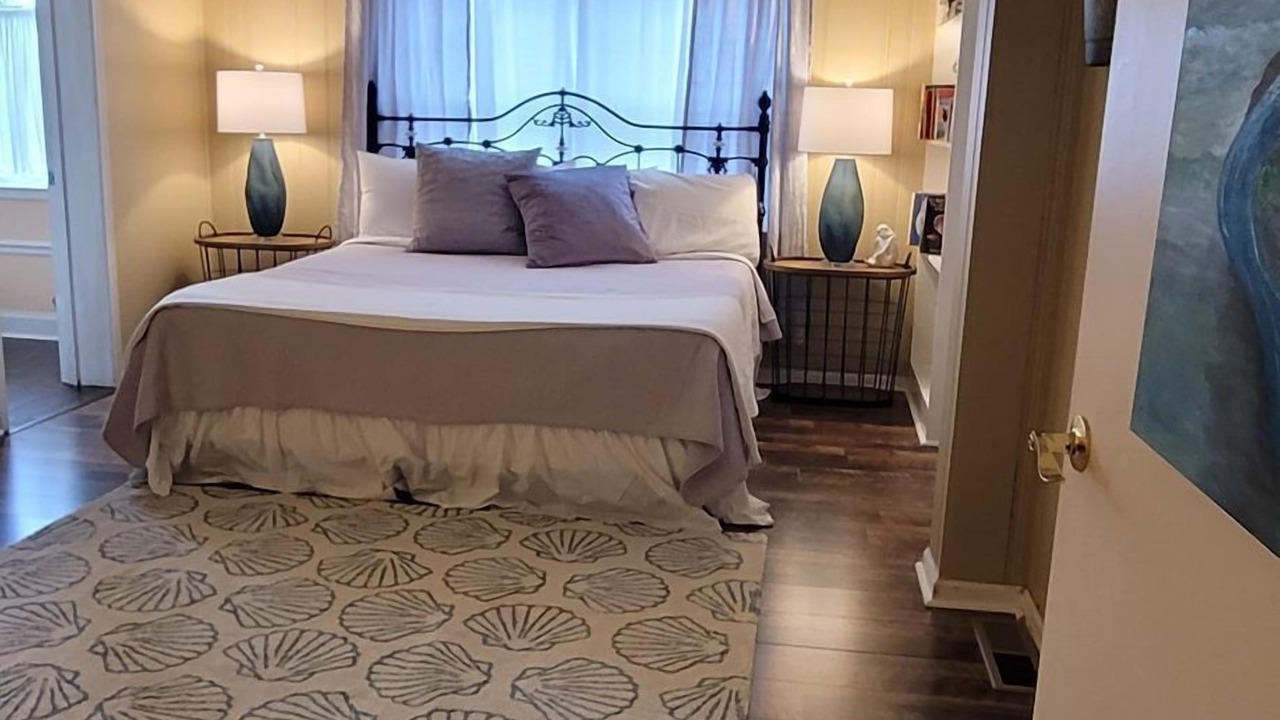 Photo of Bedroom in Tybee Island