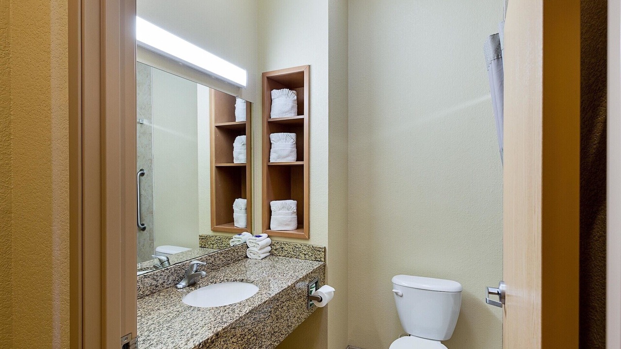 Photo of Bathroom in Fossil Creek