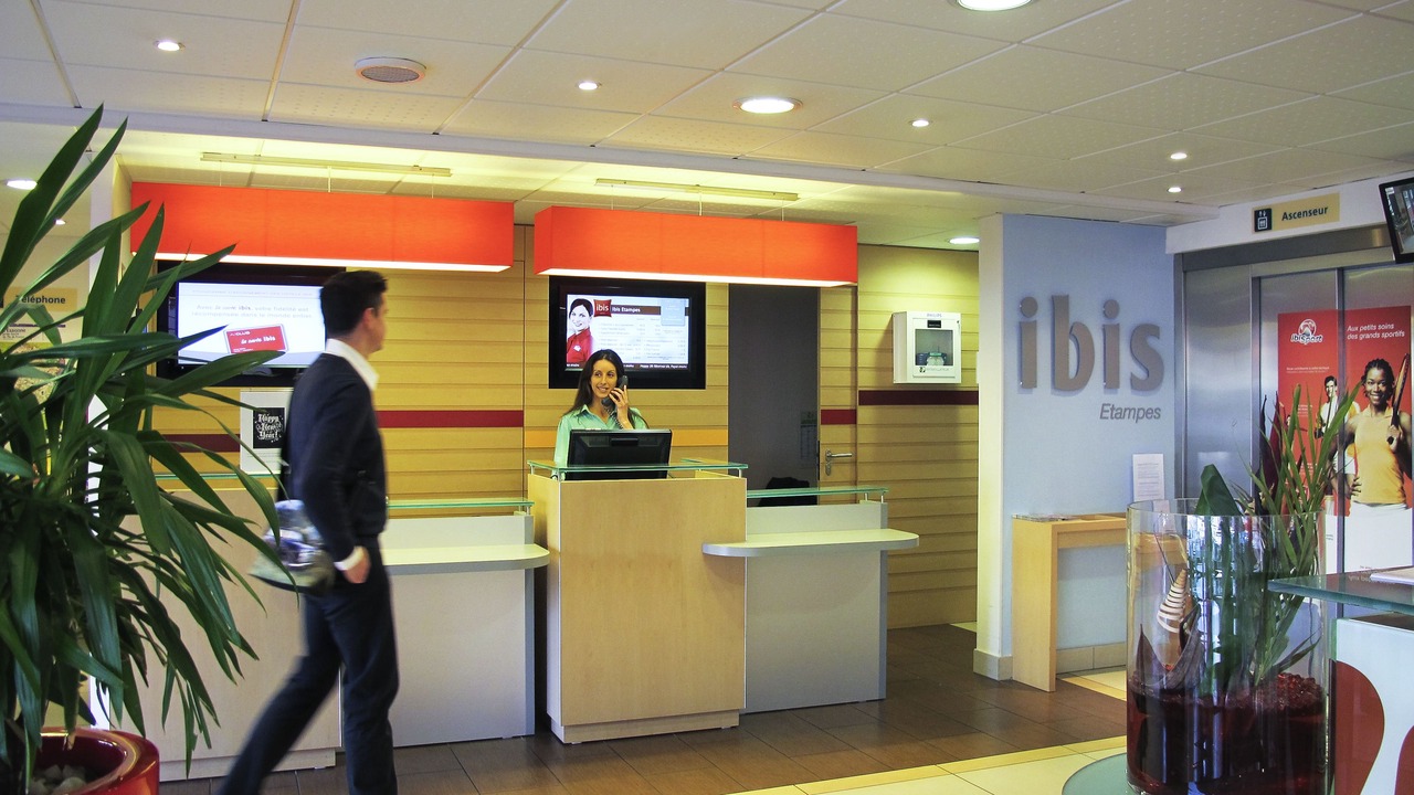 Photo of Others in Etampes