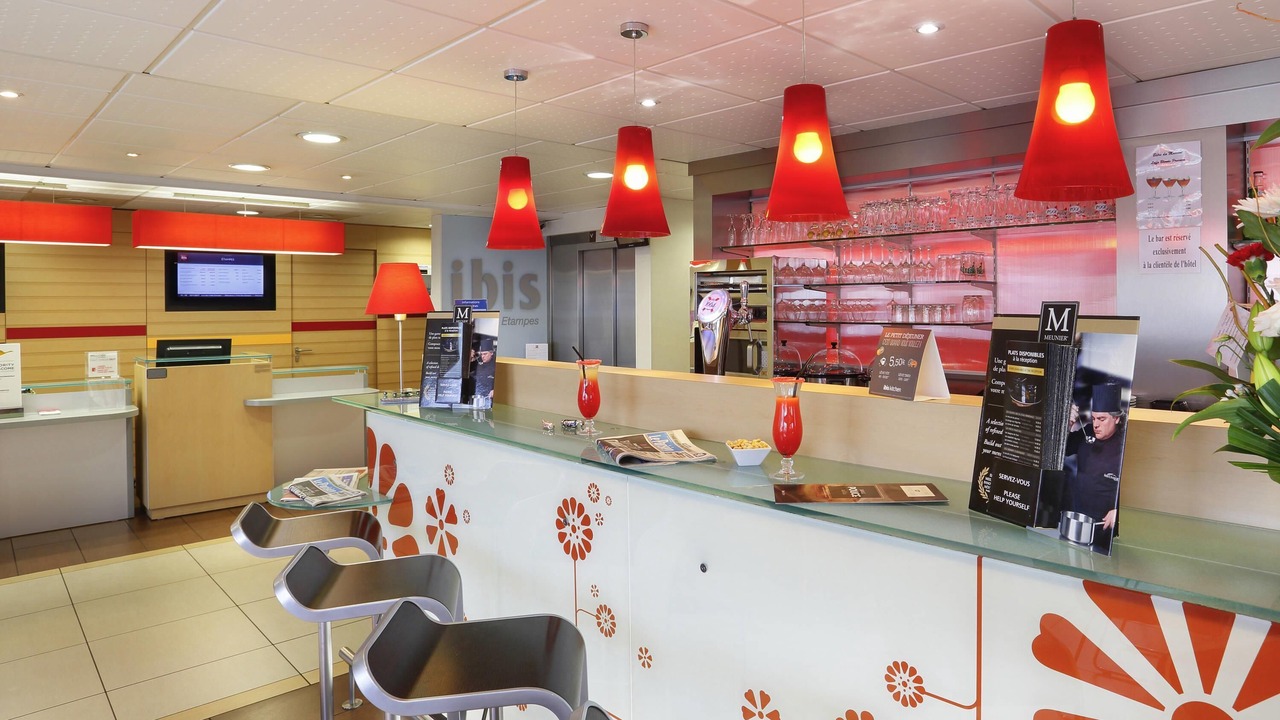 Photo of Others in Etampes