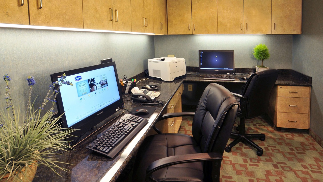 Photo of Others in Gadsden