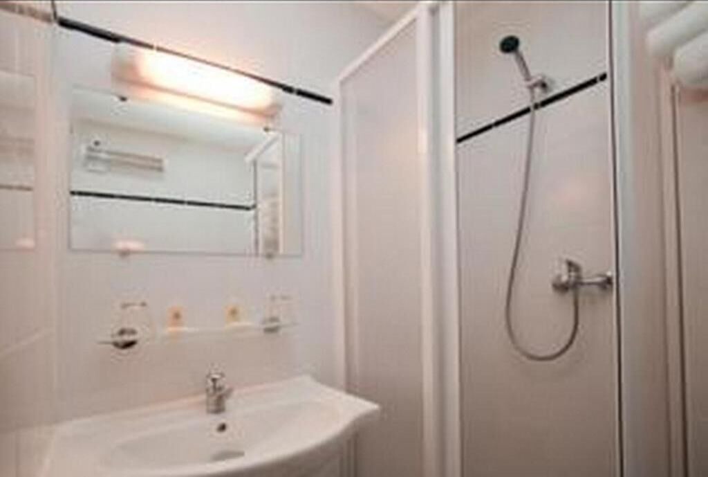Photo of Bathroom in Goussainville