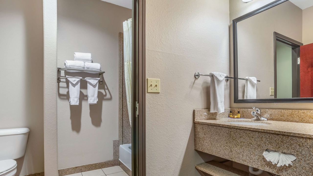 Photo of Bathroom in Enterprise