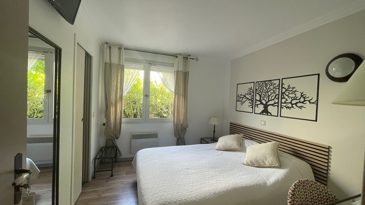 Photo of Bedroom in Les Aubes