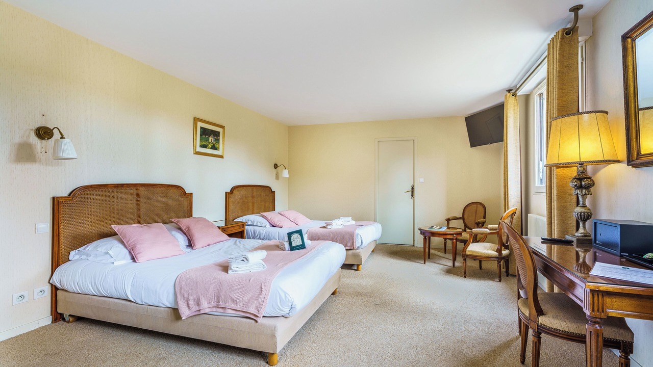 Photo of Bedroom in Gevrey-Chambertin